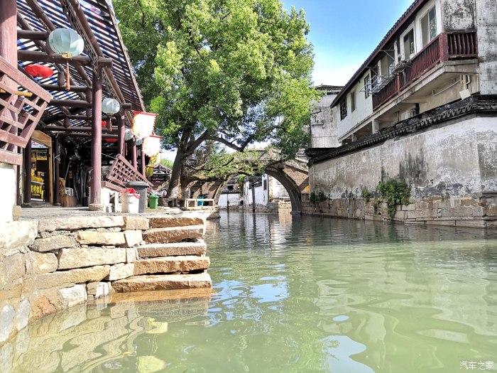 天博·TB(中国)官网携手阿尔梅里亚体育俱乐部,共铸足球激情之约!